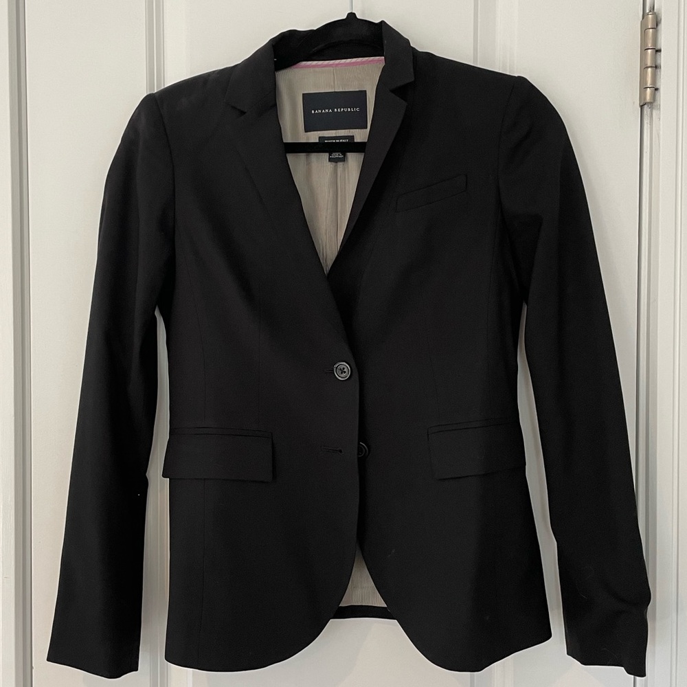 Banana Republic Black Blazer / Suit Jacket Size 2